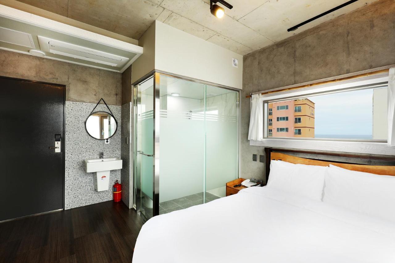 Cornerstone Hotel Seogwipo Exterior foto
